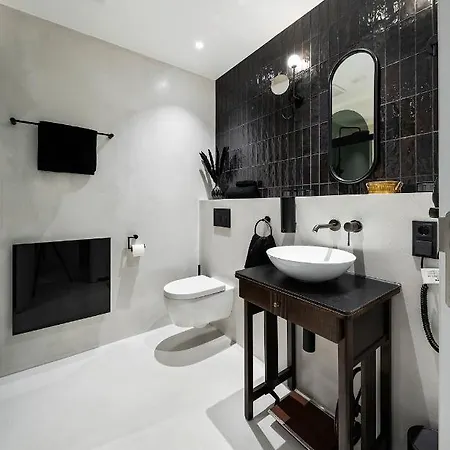 Js-balingen Апарт-отель 4*